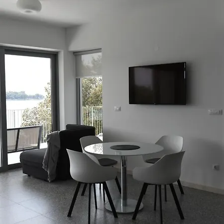 Apartment Buric House - M - 95m2 And 54 M2 Terrace *