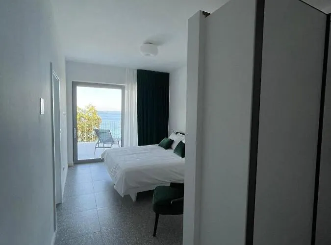 Buric House - M - 95m2 And 54 M2 Terrace