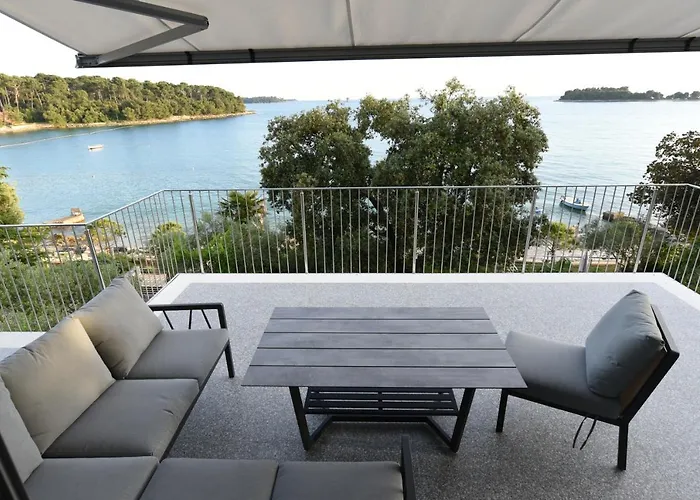 Buric House - M - 95m2 And 54 M2 Terrace Rovinj