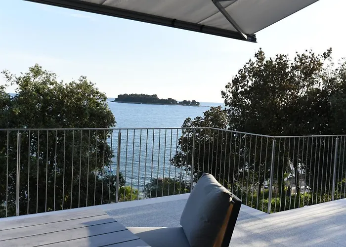 Buric House - M - 95m2 And 54 M2 Terrace